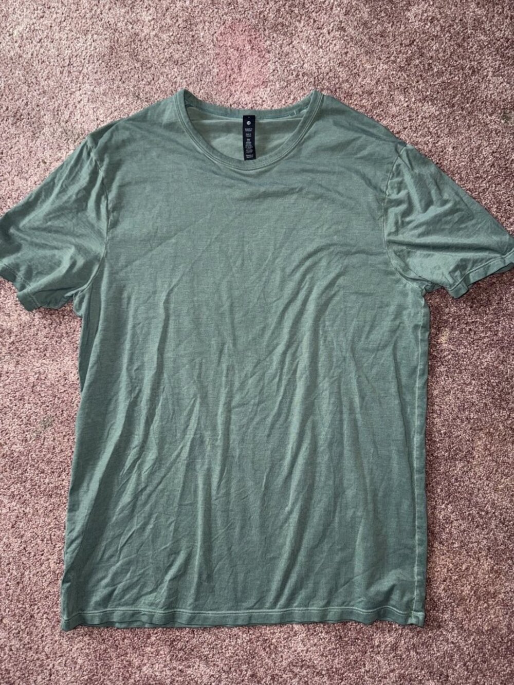 Lululemon Tshirt